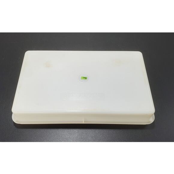 Tupperware 11" x 7" Deli Bacon Keeper Food Storage Container 794 BOTTOM ONLY - Picture 3 of 5